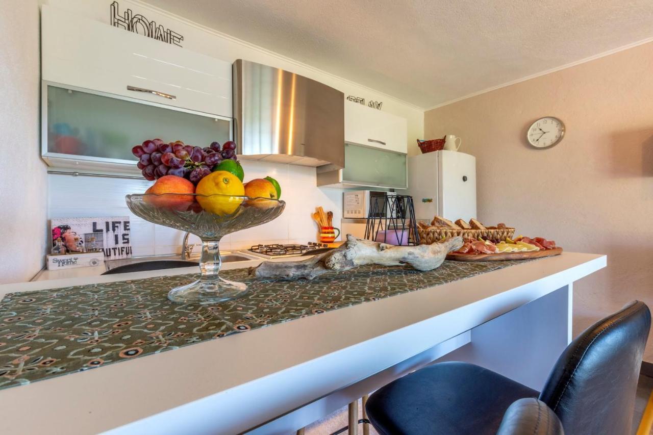 Apartman Ella Peracko Blato ภายนอก รูปภาพ