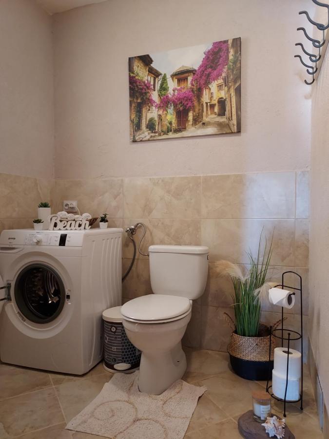 Apartman Ella Peracko Blato ภายนอก รูปภาพ